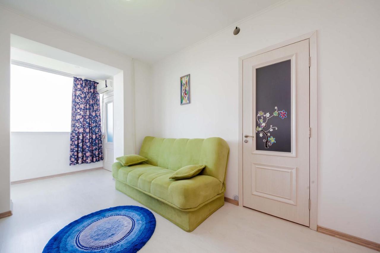 Fantastic View On Chisinau Center - Super Fast Wifi - Two Botanical Gardens - 2Br Exterior foto