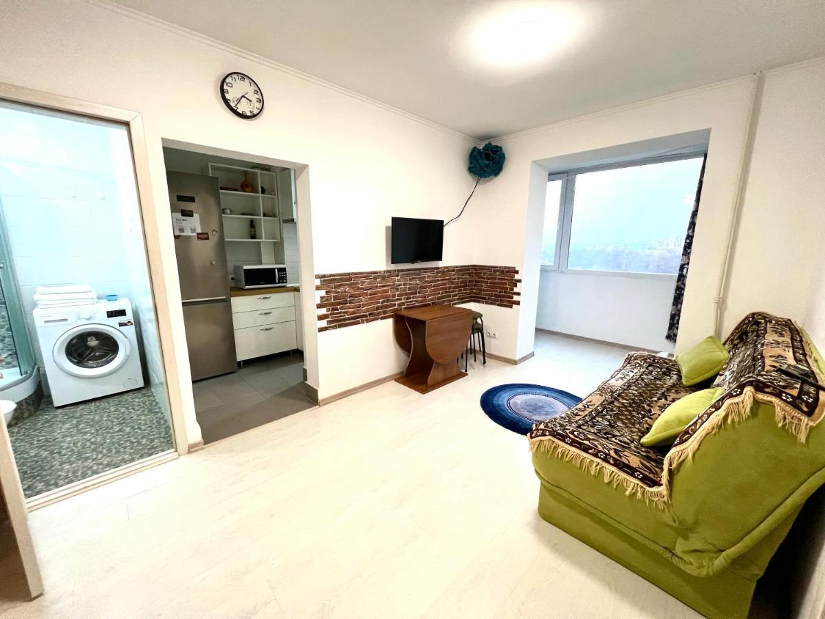 Fantastic View On Chisinau Center - Super Fast Wifi - Two Botanical Gardens - 2Br Exterior foto